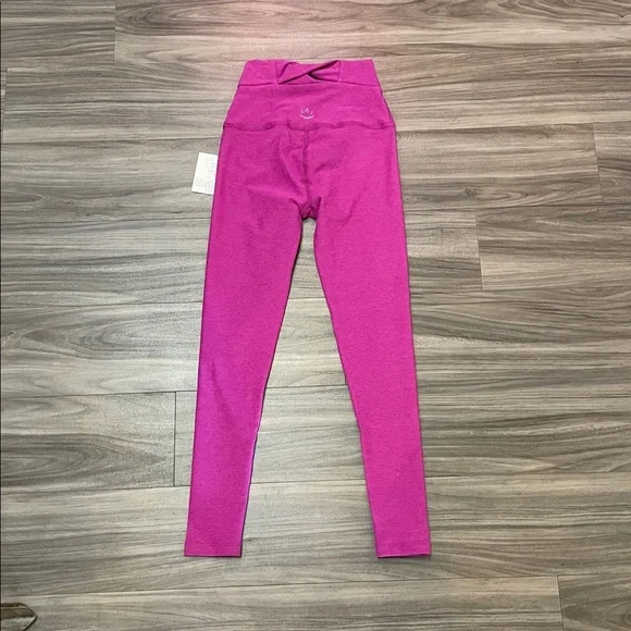 Beyond Yoga Spin Out Leggings - Picture 2 of 3